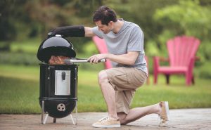 Testovali sme záhradné BBQ udiarne. Aké sú ich najväčšie výhody?
