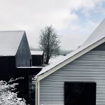 Exteriér - Kamenný statok s prístavbou v Anglicku